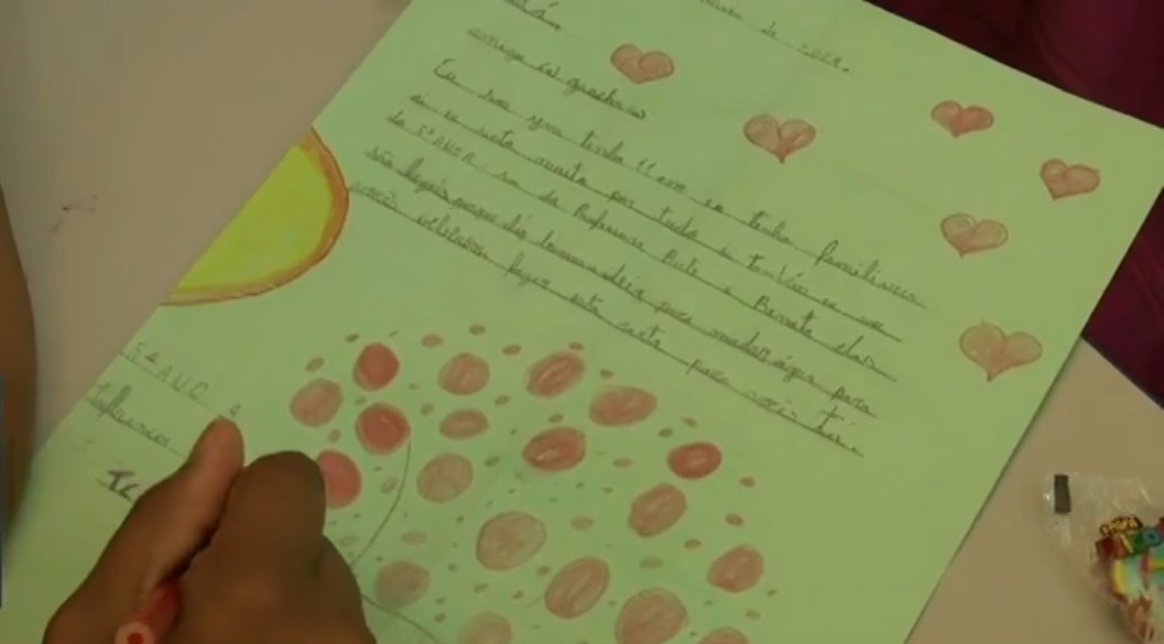 Crianças mandam cartas de solidariedade a vítimas de enchentes no Rio Grande do Sul; leia trechos