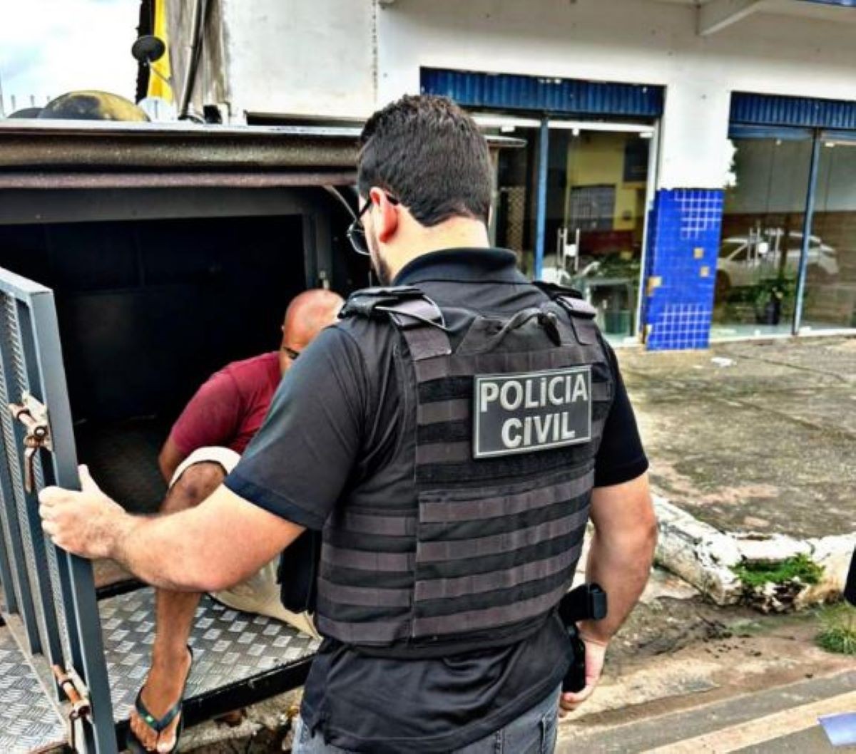 Preso suspeito de arrastar cachorro até a morte na BR-222, em Arari