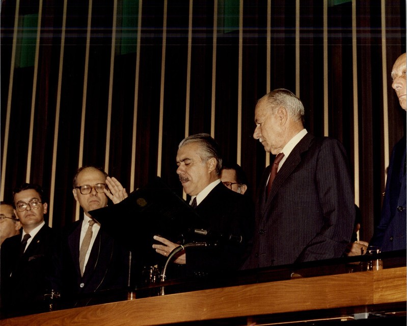 Marco da redemocratização do Brasil, posse de José Sarney na Presidência completa 40 anos