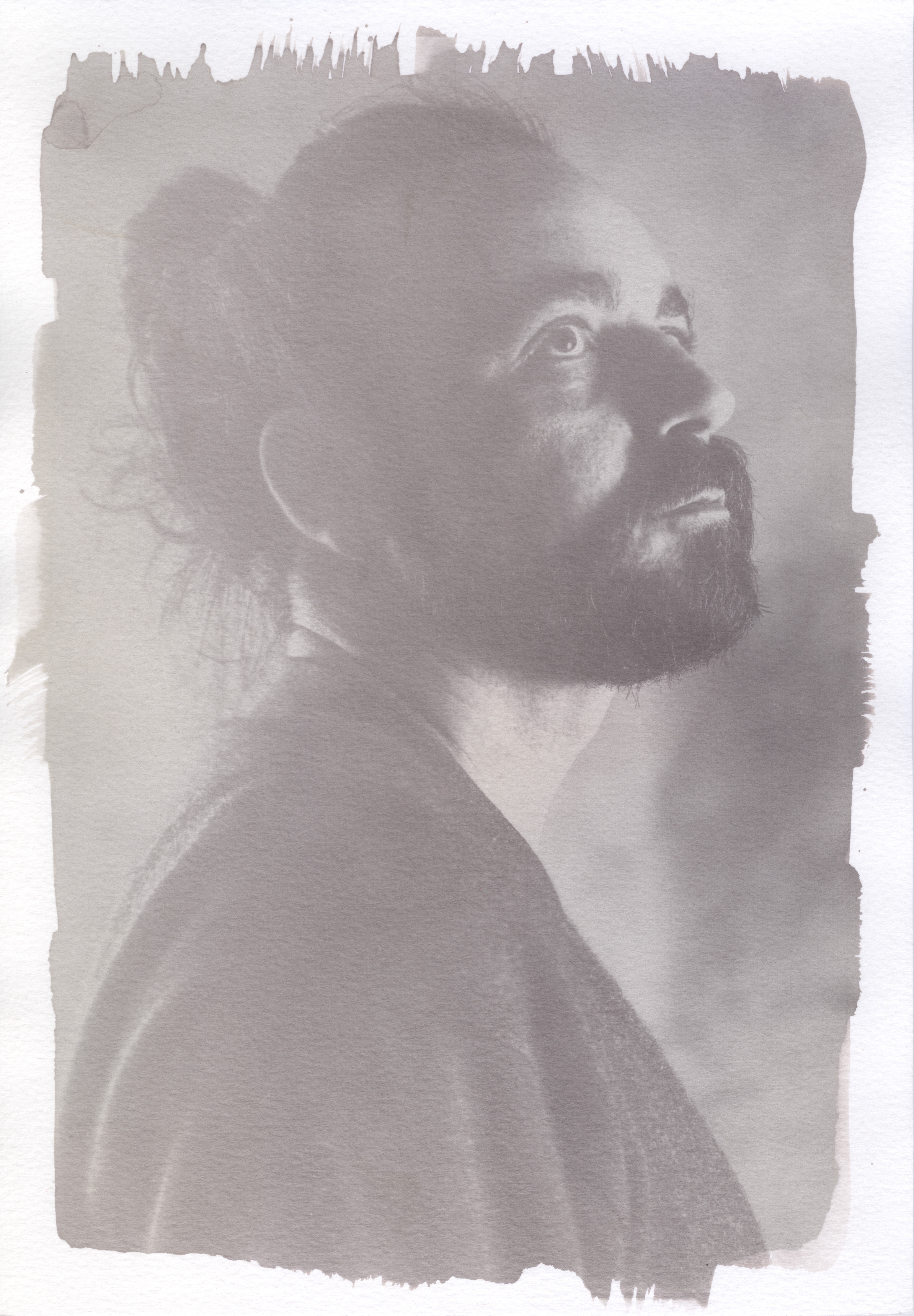 'Salt print': artista do DF revive técnica artesanal do século XIX para revelar fotografias; confira