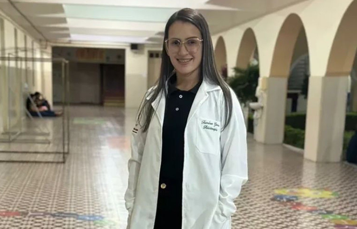 Dois filhos, apaixonada por animais e estudante de fisioterapia: quem era mulher morta em acidente entre moto e caminhão