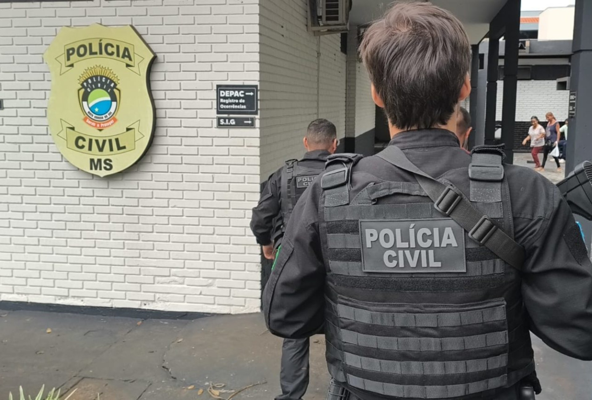 Jovem é preso por sequestro relâmpago de universitário mantido em cárcere por oito horas