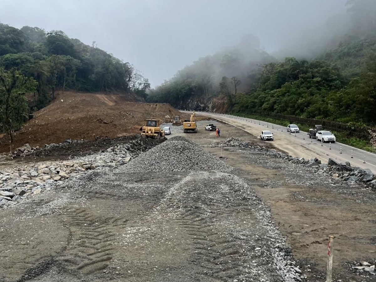 Serra Dona Francisca terá bloqueio total para obras nesta terça (11); veja horários