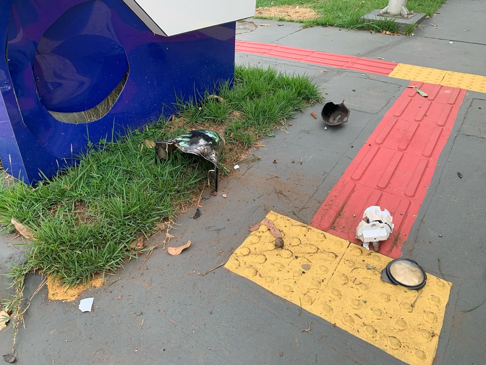O Samu foi acionado, mas quando as equipes chegaram no local, o adolescente já estava sem vida — Foto: Guilherme Alves