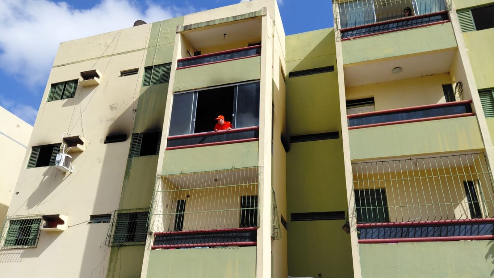 Incêndio atinge apartamento na Zona Sul de Teresina