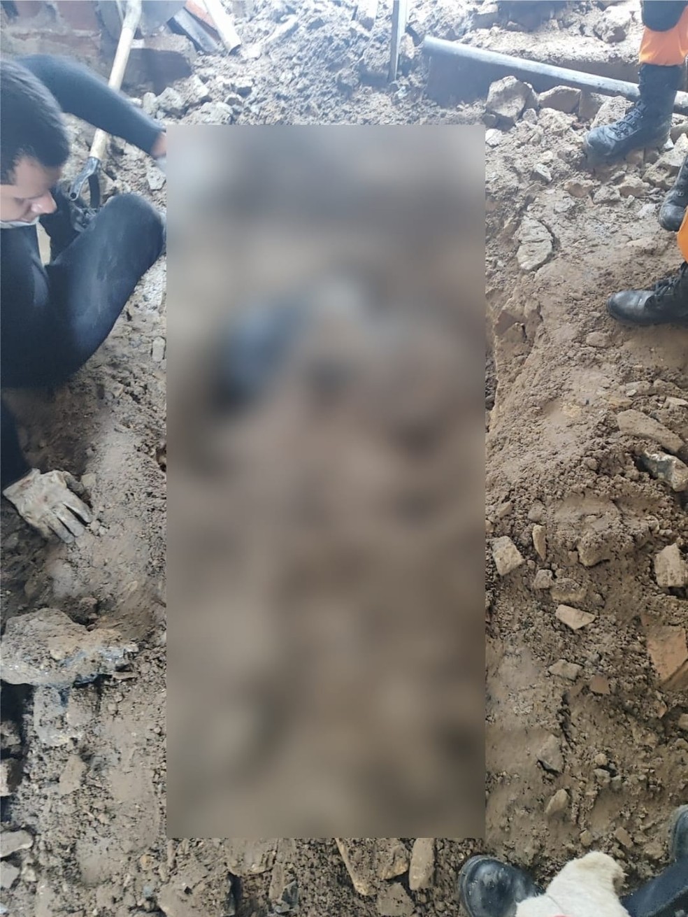 Corpo de PM foi encontrado concretado na casa de amigo em Arapiraca, AL — Foto: Polícia Civil de Alagoas