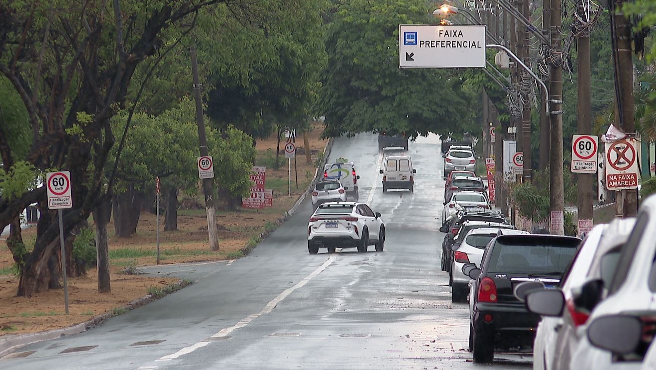 Polícia investiga se ladrões presos em São Paulo após roubo em Ribeirão Preto cometeram outros roubos no bairro Ribeirânia