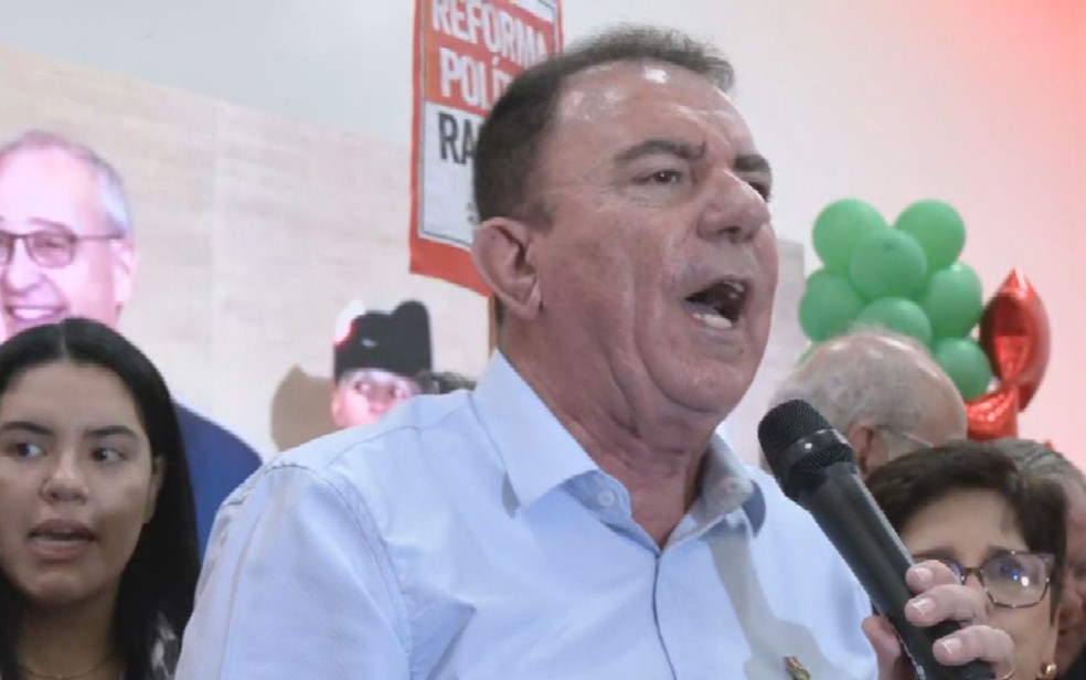 PT lançou Luis Cesar Bueno como candidato ao Governo de Goiás — Foto: Reprodução/TV Anhanguera