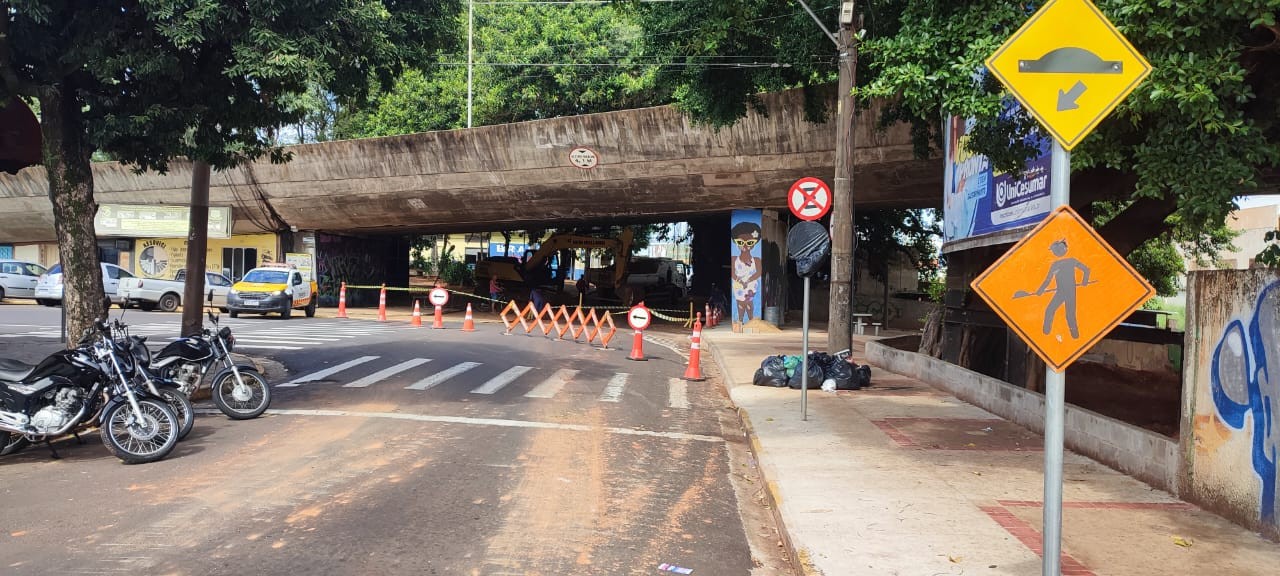 Obras sob Viaduto Comendador Tannel Abbud alteram trânsito em vias da zona leste, em Presidente Prudente; veja rotas alternativas