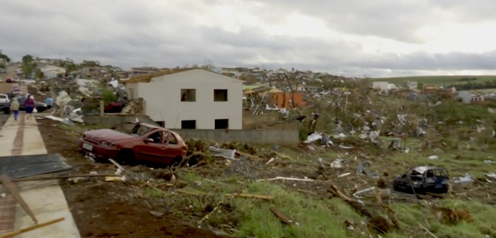 Como Rio Bonito do Iguaçu ficou após o tornado. — Foto: RPC