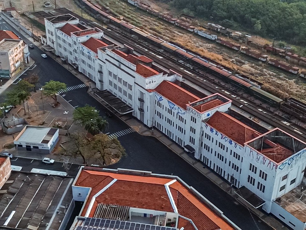 Prefeitura de Bauru estuda transferir sede para antiga estação ferroviária lacrada a quase 5 anos — Foto: Joabe Guaranha/Prefeitura de Bauru
