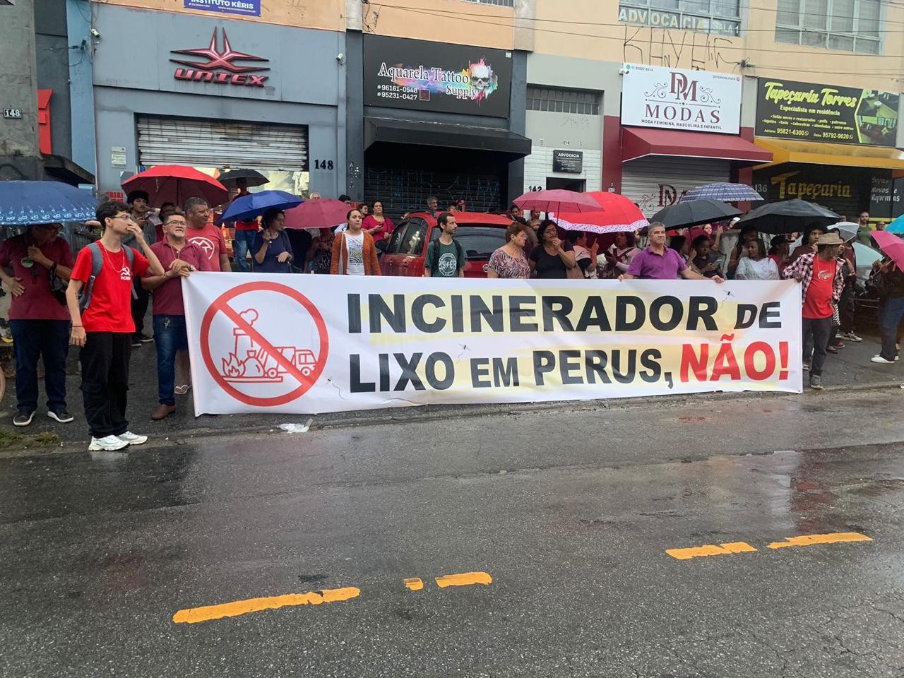 Audiência sobre incinerador de lixo em Perus tem confusão, vaias e denúncia de participantes pagos