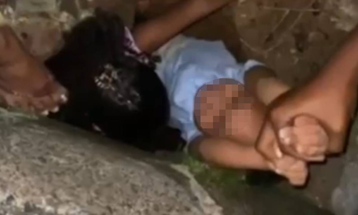 VÍDEO: menina entra em buraco para ajudar a resgatar outra criança na Bahia