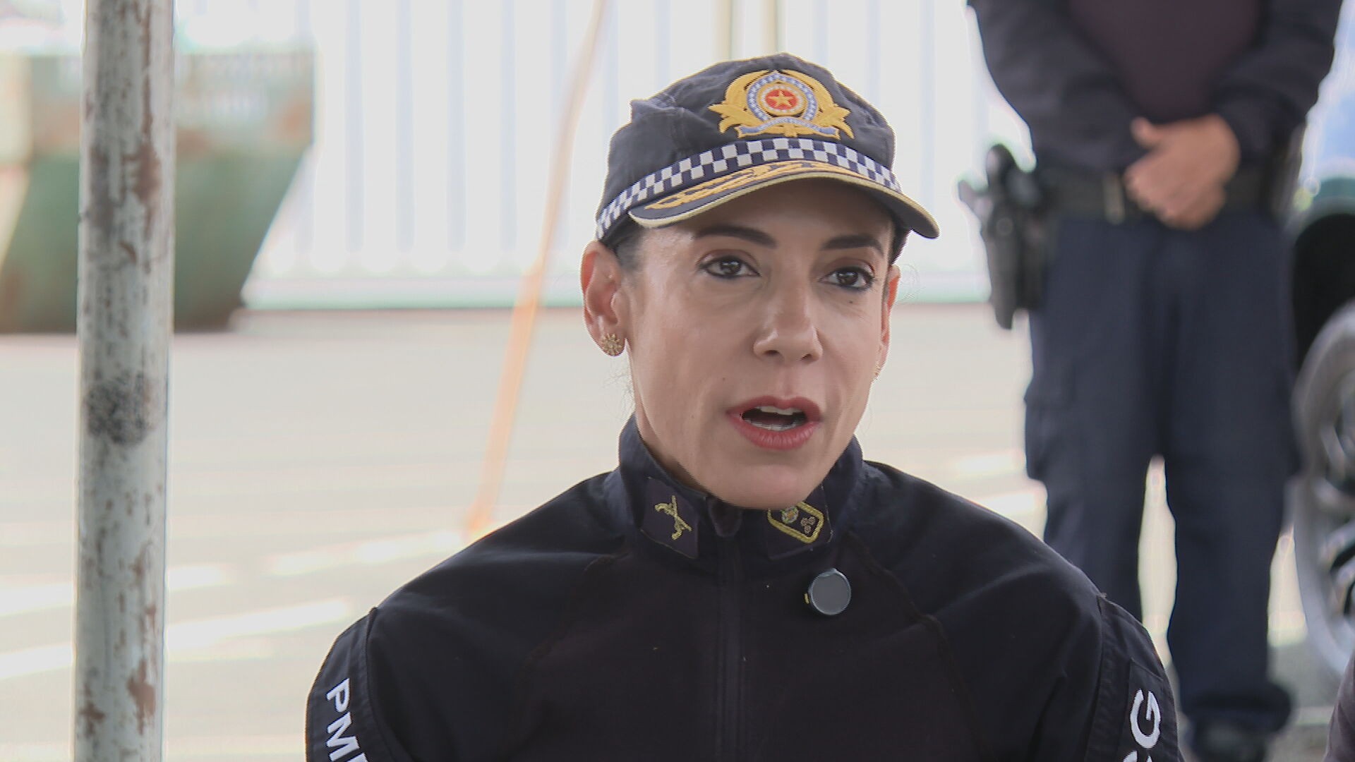 'PM jamais vai admitir interferência em ocorrências', diz comandante no DF após distrital levar spray de pimenta em bloco