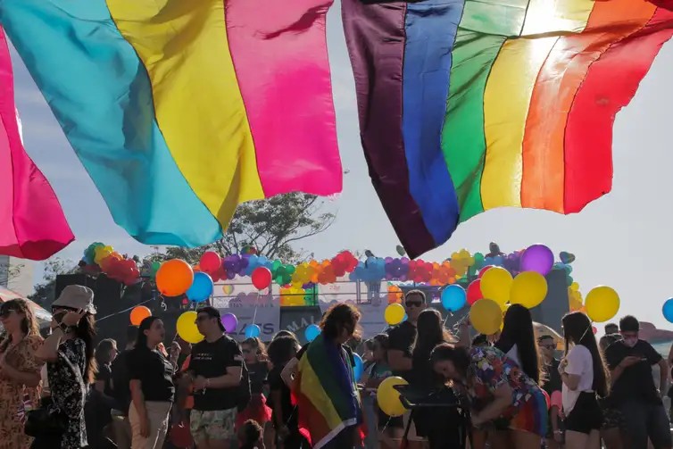 Orgulho LGBT+: parada é adiada para maio de 2026 no Acre