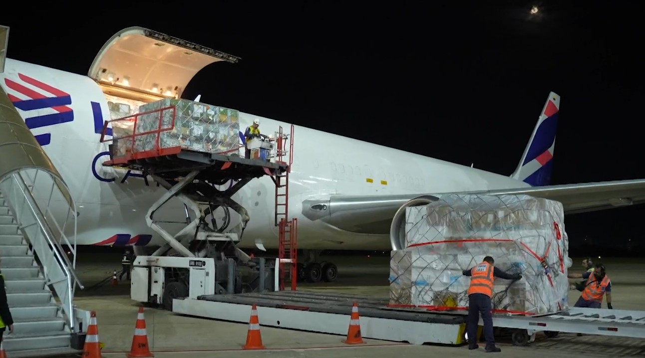 Aeroporto de São José dos Campos inaugura 1ª rota para transporte de cargas da Europa