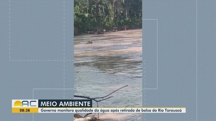 Governo monitora qualidade da água após retirada de balsa do Rio Tarauacá
