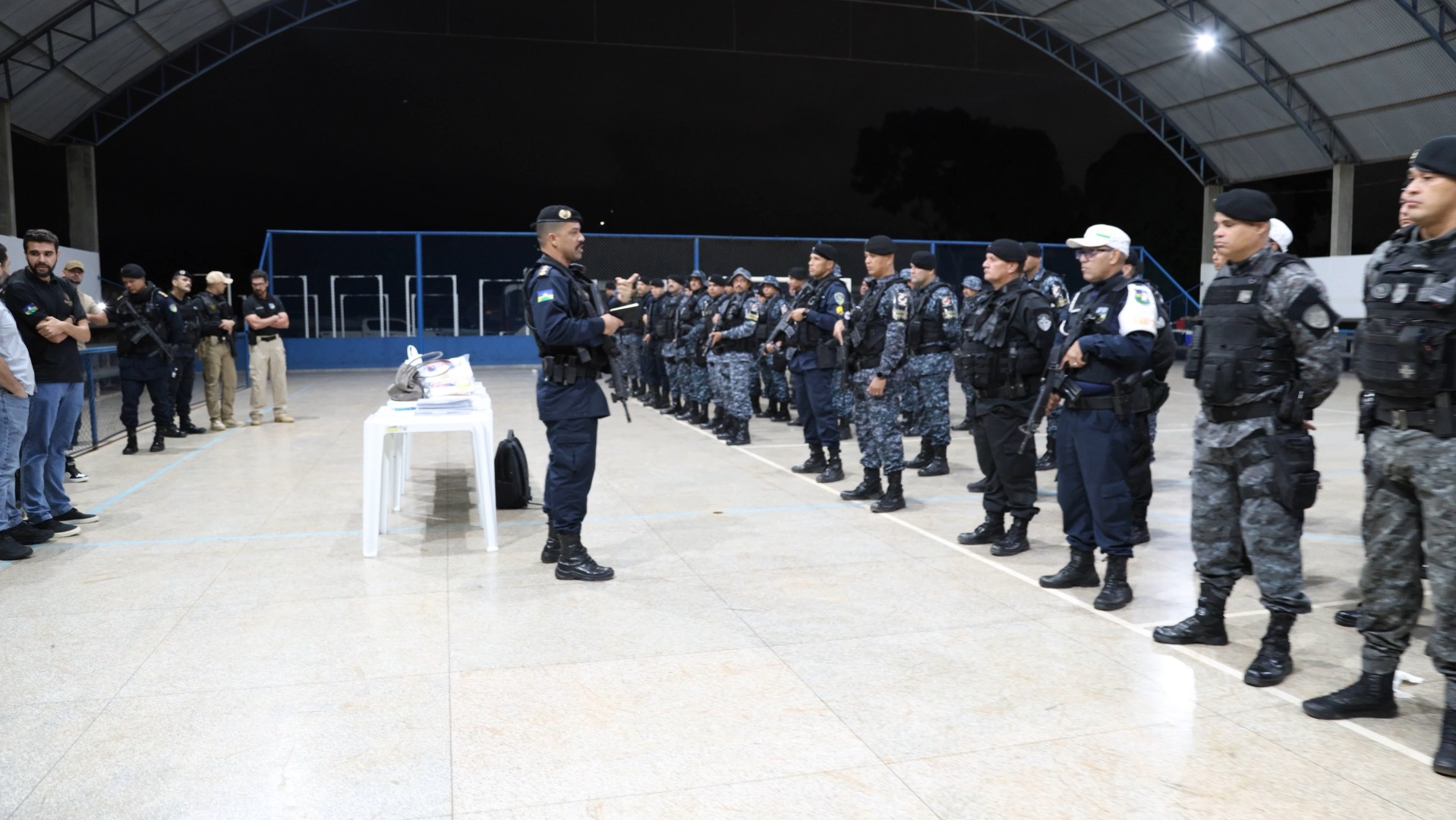 Faccionados que ostentam armas e drogas nas redes sociais são alvo de operação do MP-RO