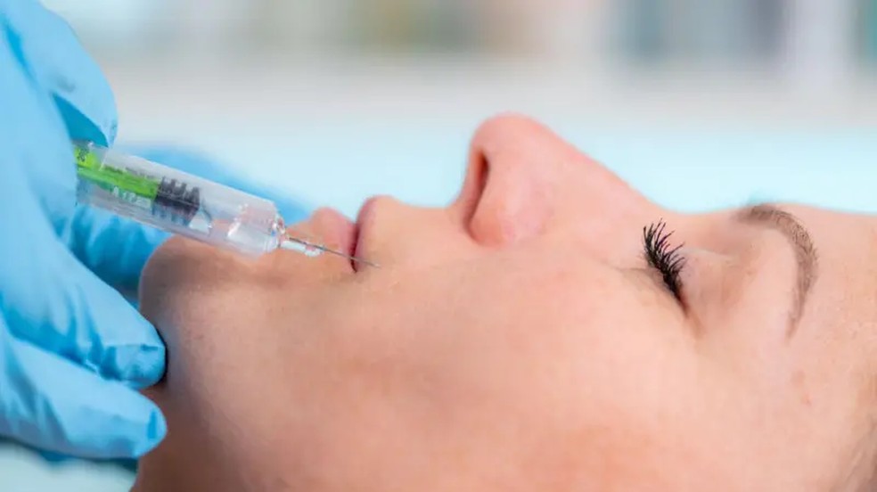 O novo alerta sobre perigos da harmonização facial e outros preenchimentos — e como se proteger — Foto: Getty Images via BBC