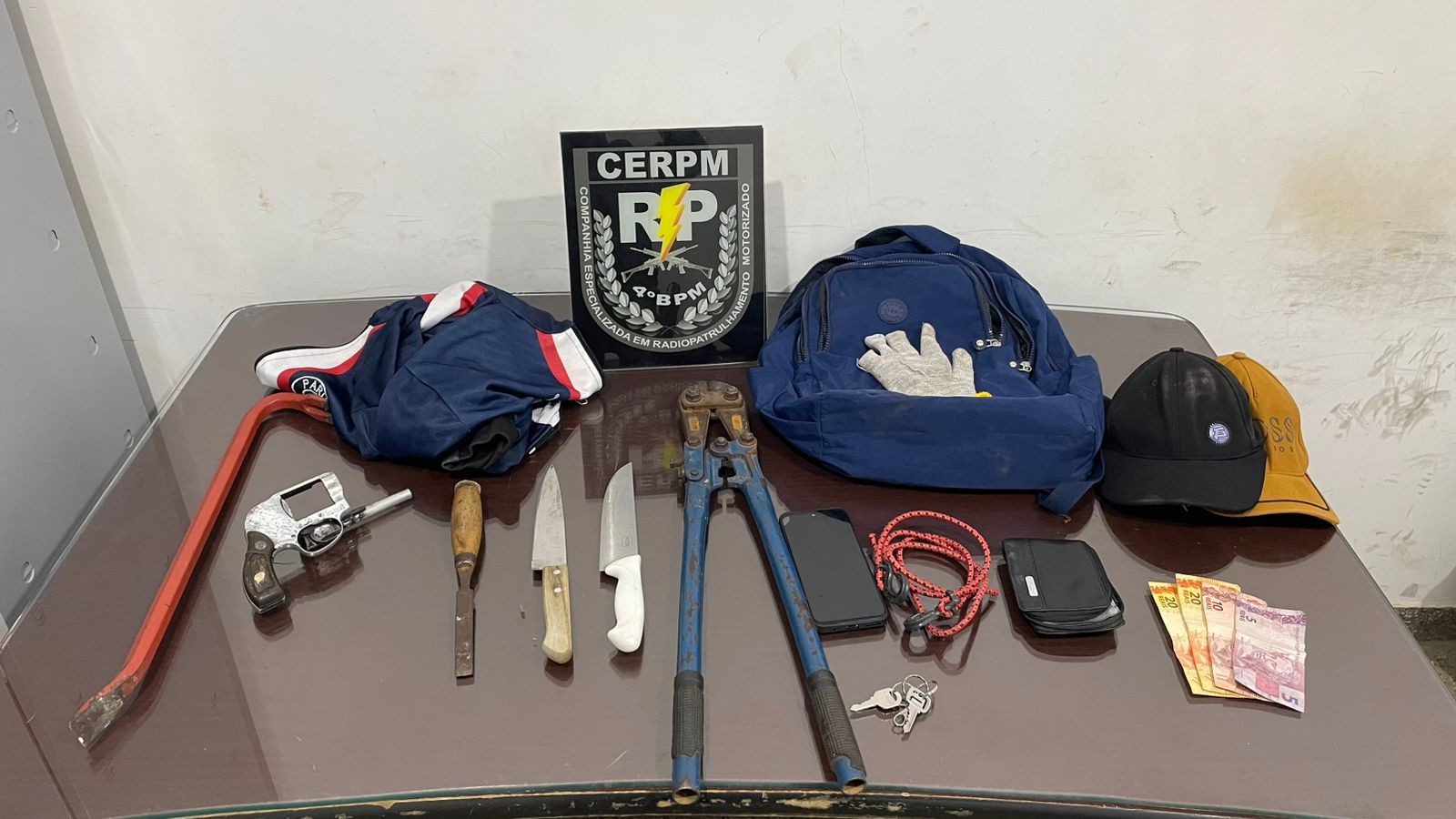 Suspeito de roubos em lojas de Santana é preso pela Polícia Militar