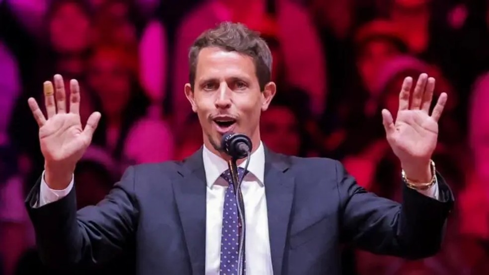 Comediante Tony Hinchcliffe participou de comício de Trump — Foto: Reuters