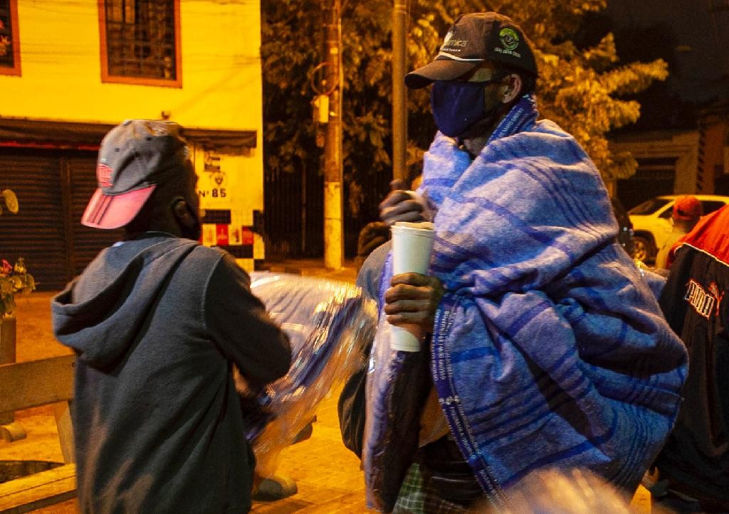 População em situação de rua teve  aumento de 196% em 7 anos em MT, diz pesquisa