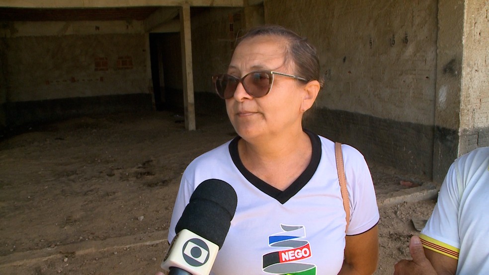 Edilamar Rodrigues diz que at� mesmo um comprimido � dif�cil conseguir em Mariz�polis � Foto: TV Cabo Branco/Reprodu��o