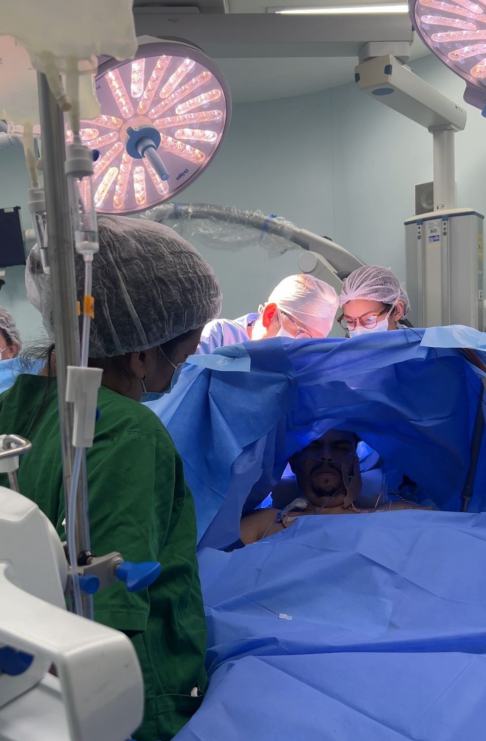 'Não durma': como é a cirurgia no cérebro em que o paciente precisa ficar acordado, falar e se movimentar