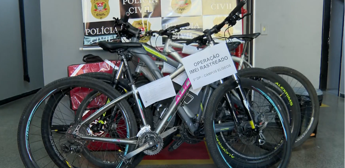 'Gangue da bike': polícia prende 5 pessoas e apreende um adolescente em operação contra furto de celular em SP
