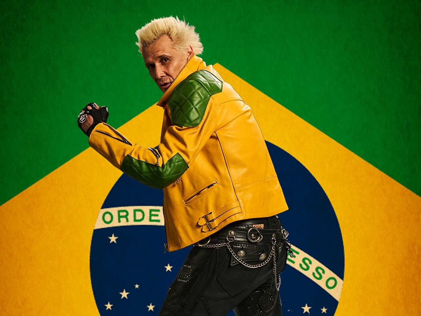 Supla veste camisa da Seleção e entra em campo com 'Champs!', rock para a Copa com bossa na batida hardcore