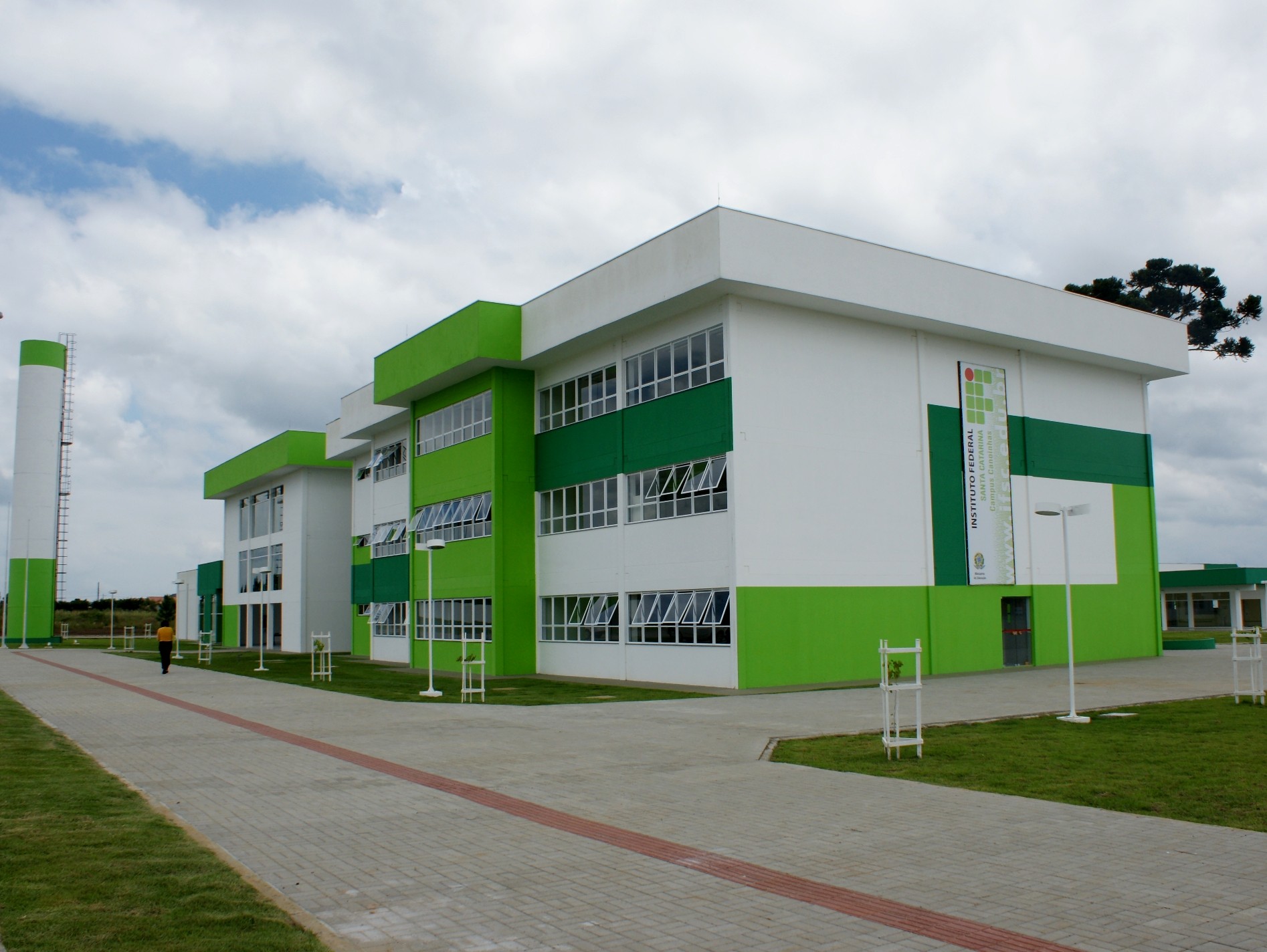 IFSC abre inscrições para cursos gratuitos de Educação de Jovens e ...