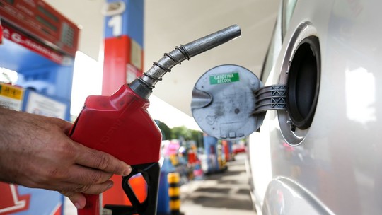 Governo federal cria 'IPI verde" e reduz imposto para carros populares flex - Programa zera a cobrança do Imposto sobre Produtos Industrializados (IPI) de veículos compactos com alta eficiência energética-ambiental fabricados no Brasil.