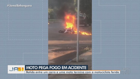Moto pega fogo após acidente em cruzamento da Avenida dos Missionários - Programa: JA 1ª Edição 