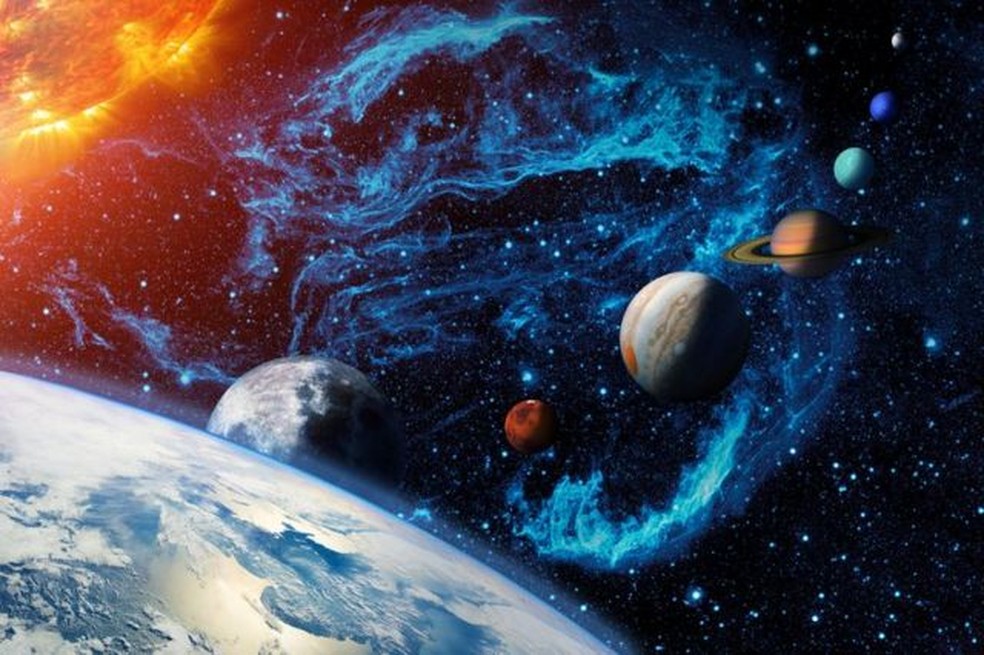 A influência gravitacional dos planetas e o movimento da Terra fazem com que a duração do ano nem sempre seja a mesma — Foto: GETTY IMAGES