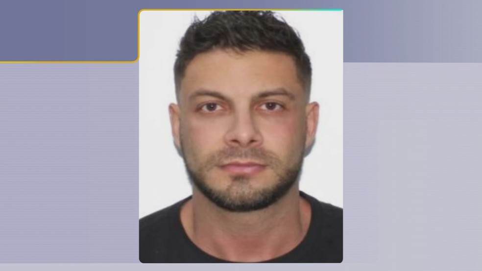 1 de 9
Jonathan Moga Pinto &eacute; preso na terceira fase da Opera&ccedil;&atilde;o Cavalo de Troia deflagrado pelo Gaeco &mdash; Foto: TV TEM/Reprodu&ccedil;&atilde;o