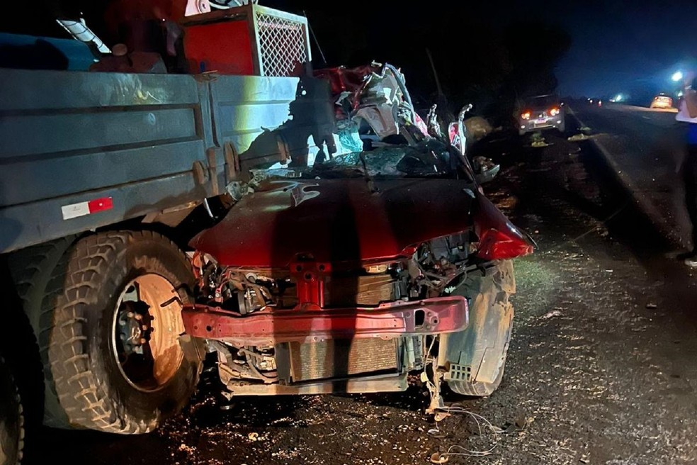 arro da vítima bateu em um caminhão na BR-010, entre Porto Nacional e Silvanópolis  Foto: Natália Pereira Ferreira/GMP