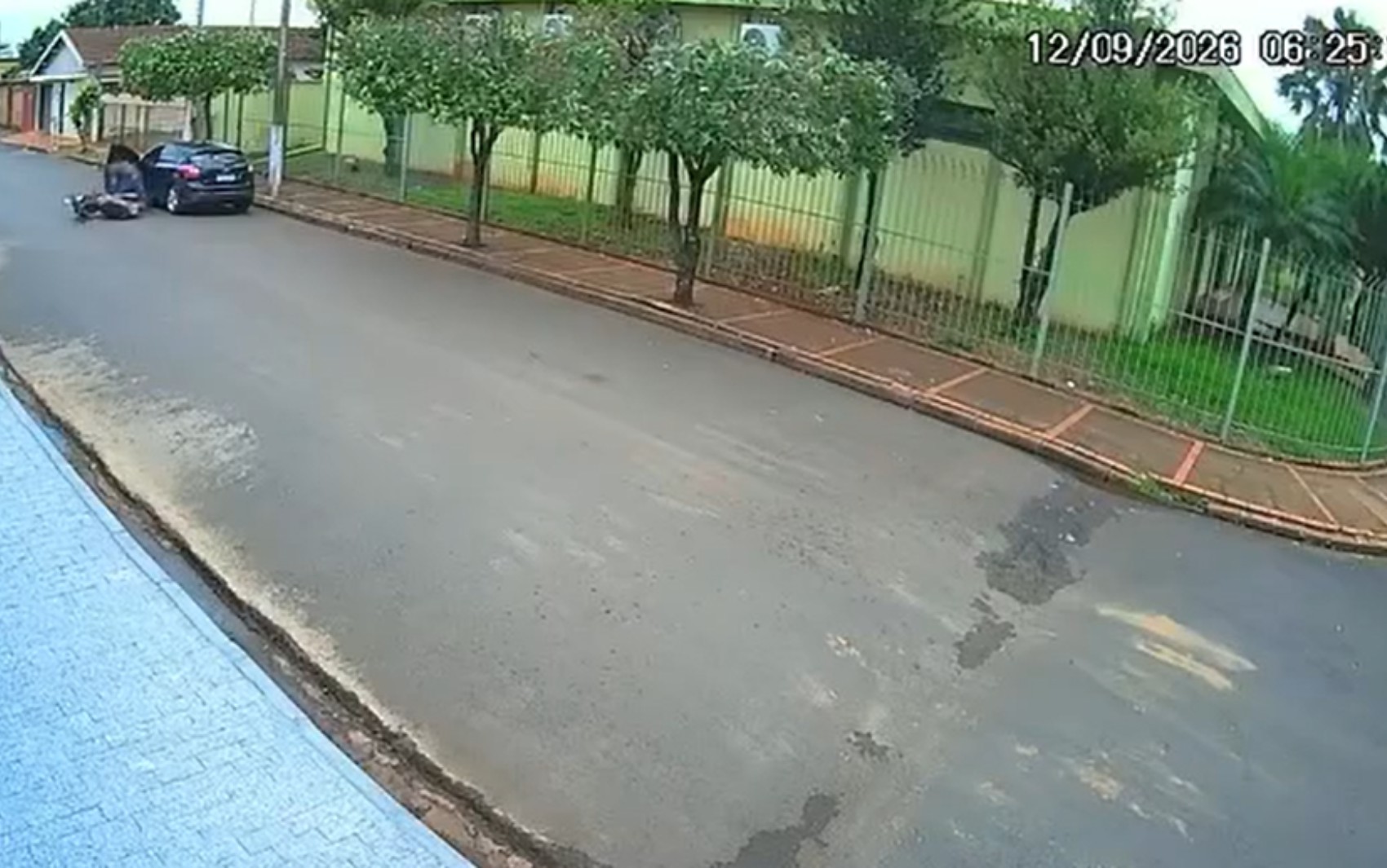 Mulher morre após ser esfaqueada por ex-marido durante discussão em Guará, SP