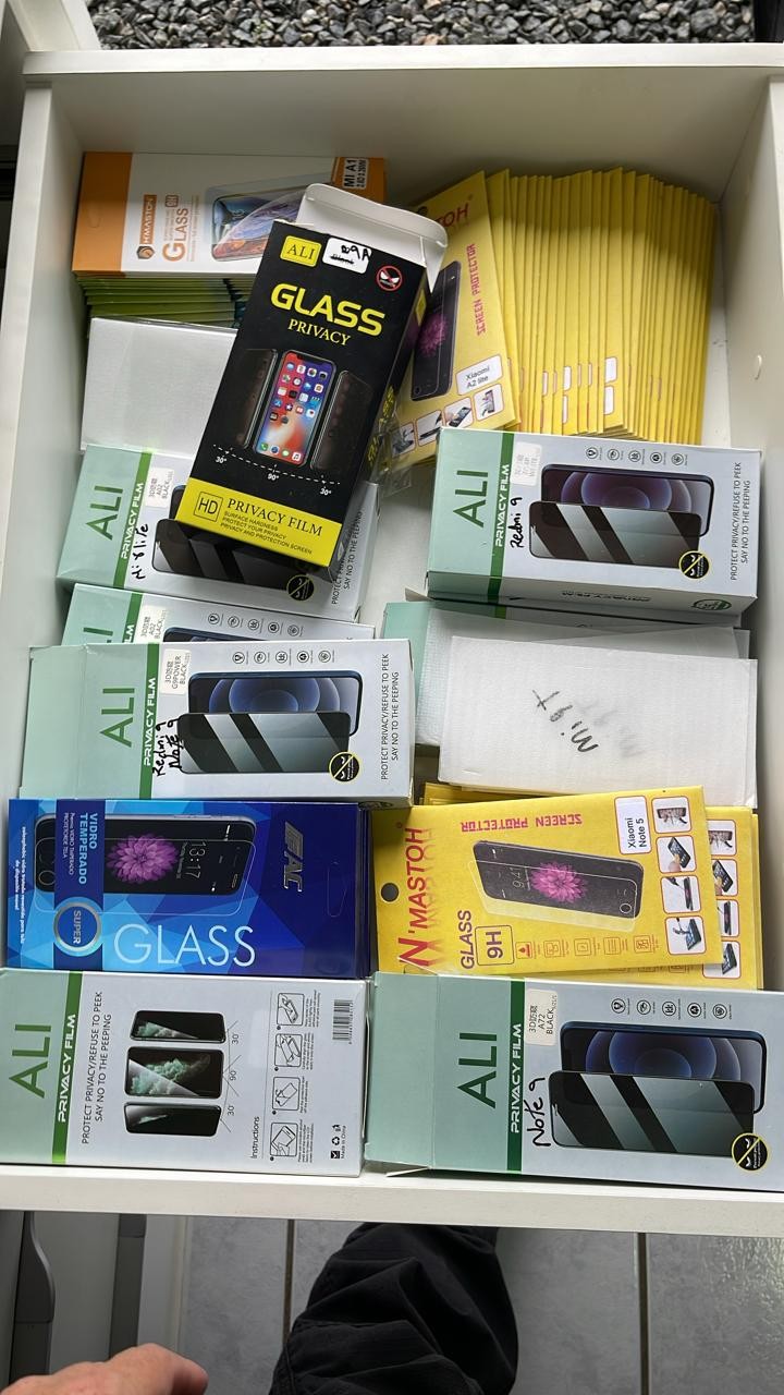 Investigados combinavam dia e horário com clientes para venda de celulares contrabandeados em SC