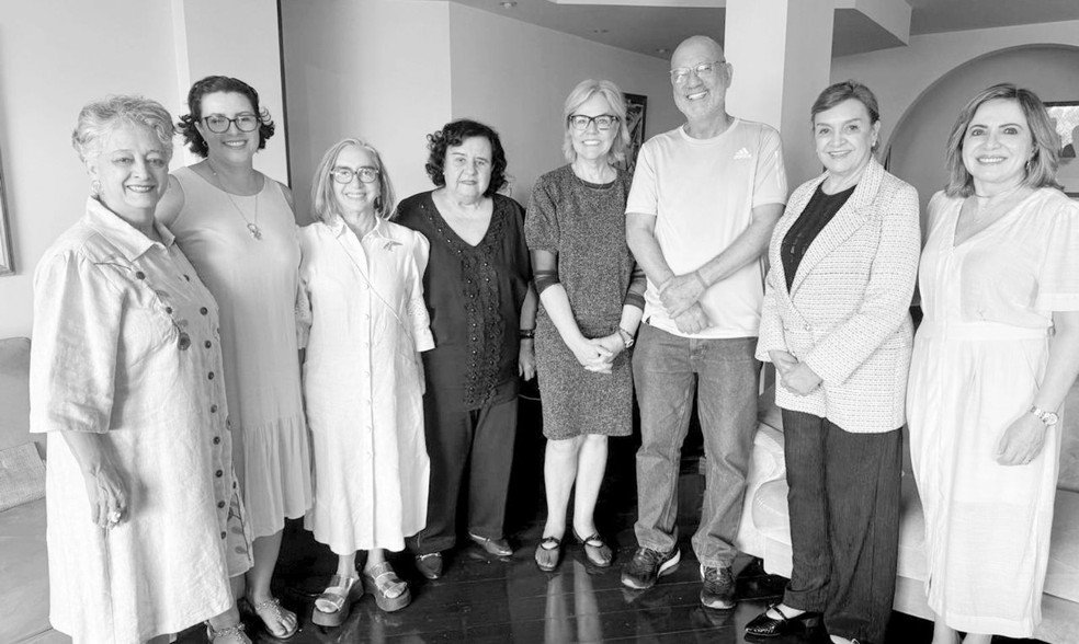 Coautores do livro "Avenida Paranaíba", em Goiás — Foto: Arquivo pessoal/Ubirajara Galli