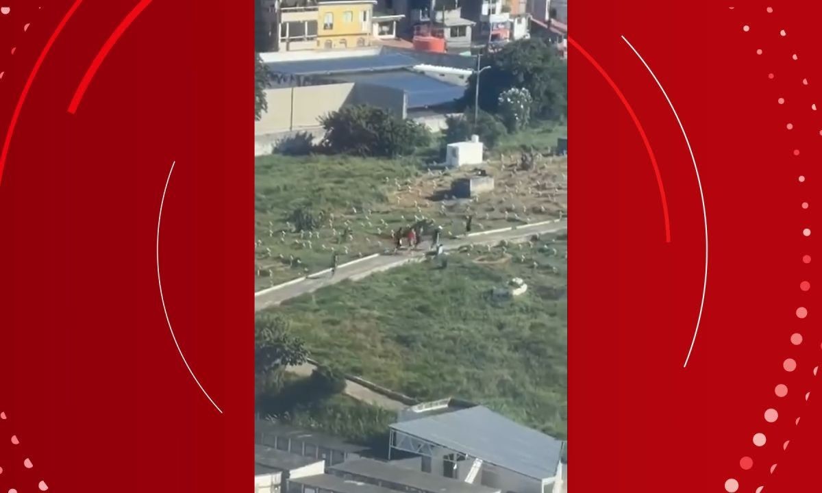 VÍDEO: confronto no Subúrbio de Salvador tem fuga de suspeitos em cemitério e quatro mortos