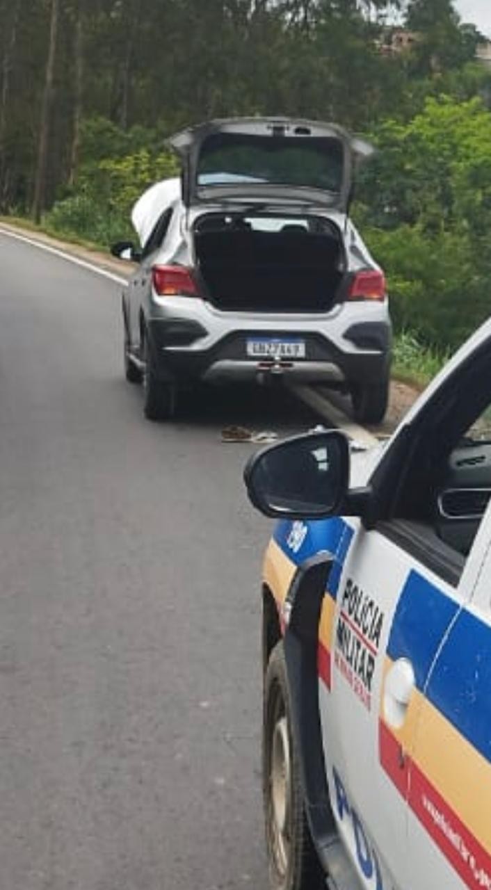 Homem com tornozeleira eletrônica é preso ao receber R$ 500 para levar carro furtado de GV a Manhuaçu