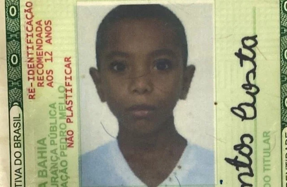 Aldair Santos Costa foi morto no mercadinho da família — Foto: Acorda Cidade