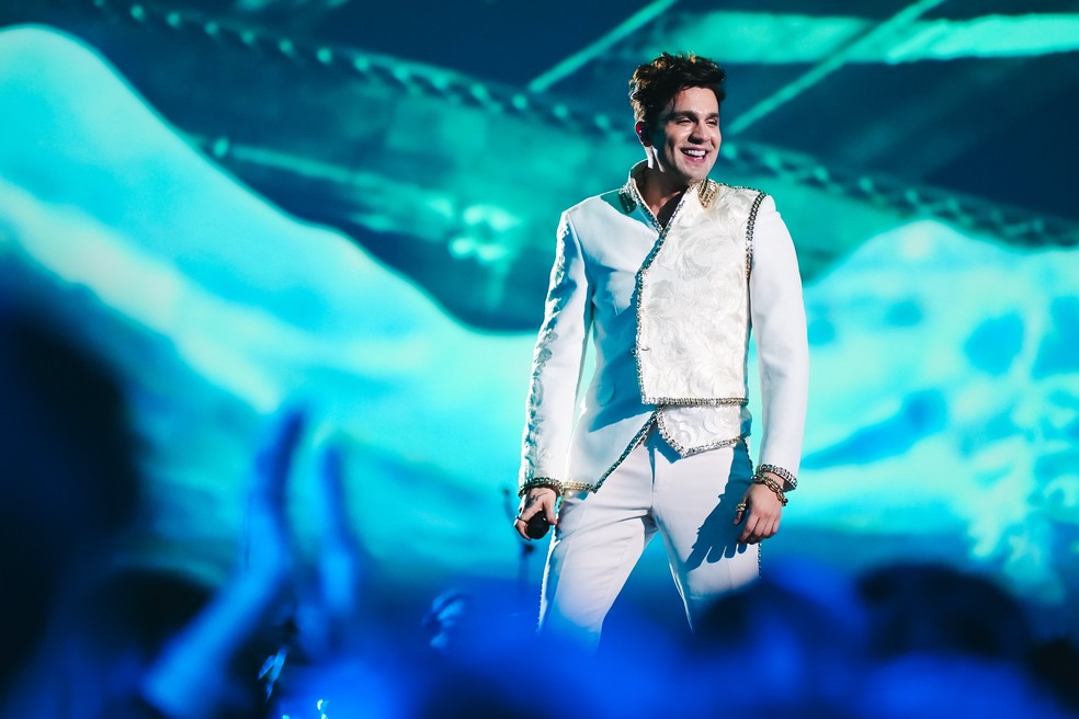 Luan Santana ao vivo em 25 de outubro, em Curitiba (PR) — Foto: Reprodução / X Luan Santana