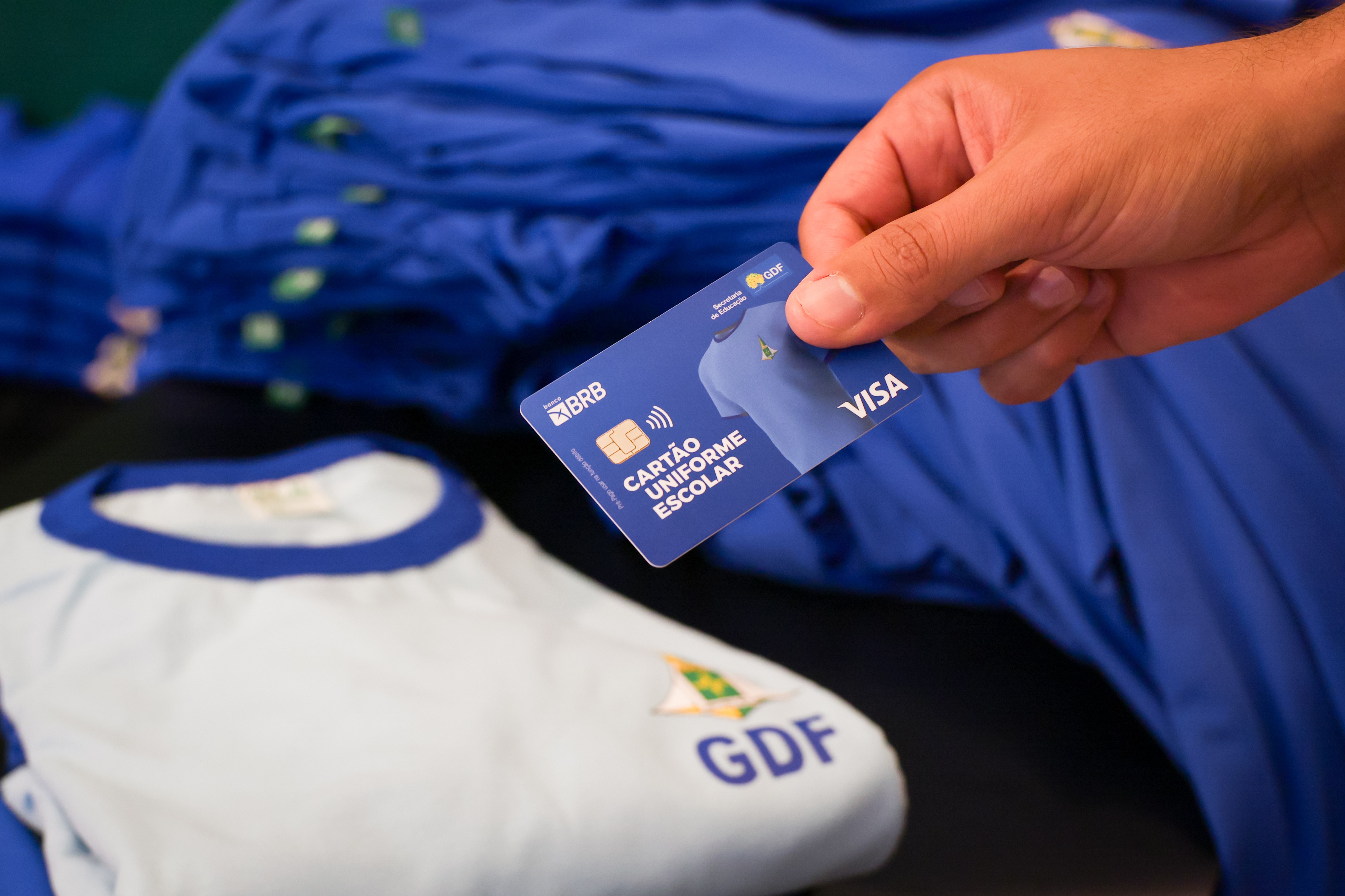 Cartão Uniforme Escolar pode ser retirado diretamente em agências do BRB