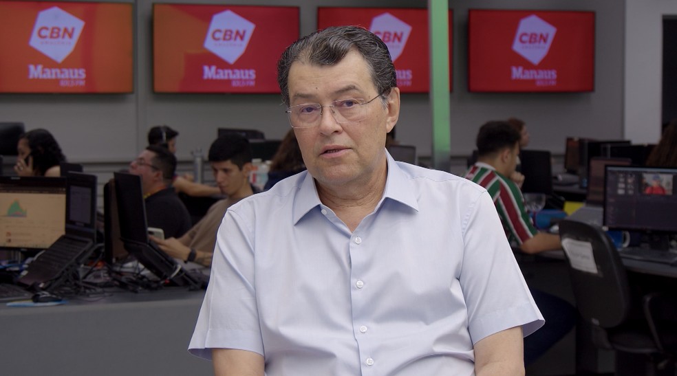 Senador Eduardo Braga (MDB-AM) durante entrevista à Rede Amazônica — Foto: Rede Amazônica