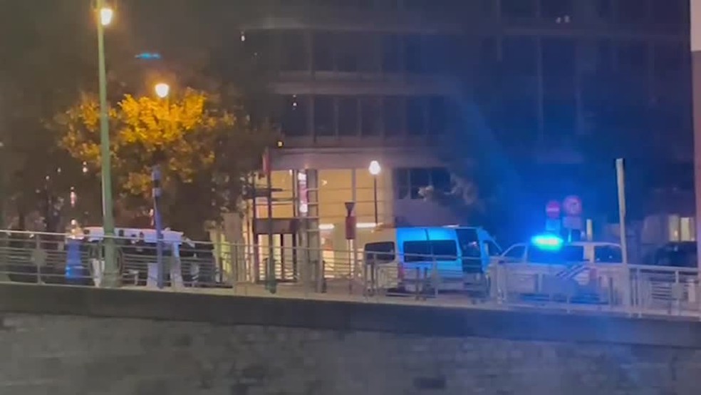 Dois suecos morrem em ataque a tiros em Bruxelas — Foto: Reuters