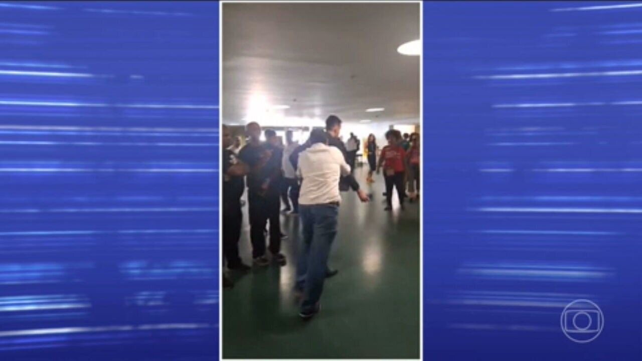 Conselho de Ética: relator pede que Câmara casse mandato de Glauber Braga por chutar militante do MBL