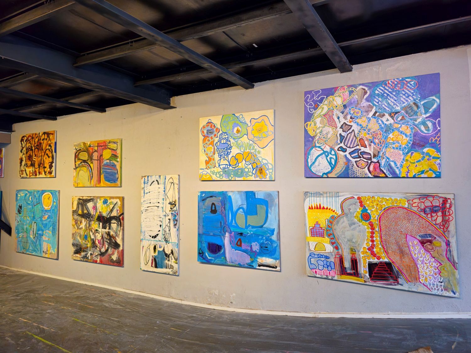 Exposição internacional de Naji Ayoub chega à Pinacoteca Benedicto Calixto, em Santos