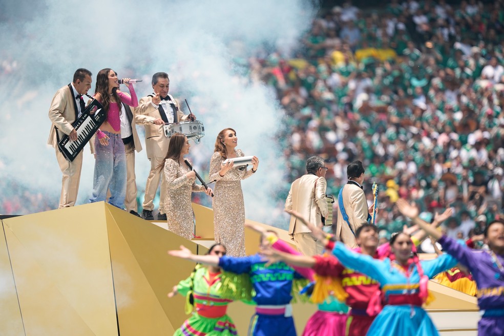 A cantora mexicana Belinda na cerimônia de abertura da Copa do Mundo 2026, na Cidade do México, nesta quinta-feira (11) — Foto: AP Photo/Natacha Pisarenko