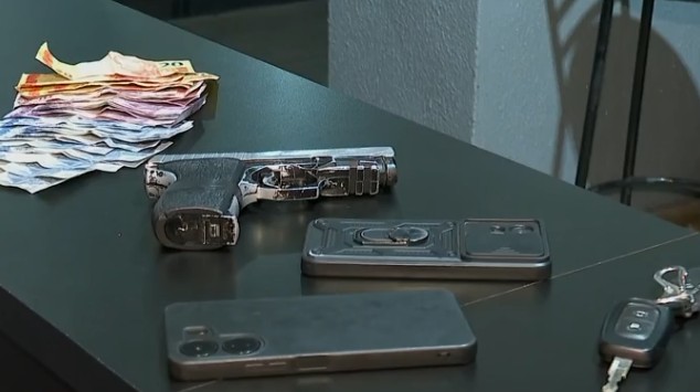 Dupla suspeita de roubar e matar homem espancado com pedra na cabeça em Piracicaba é presa após sequestrar motorista de app